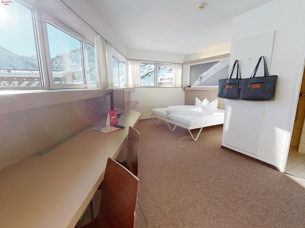 Hotel Ski Austria St.Christoph A.A. سانت كريستوف ام ايه المظهر الخارجي الصورة